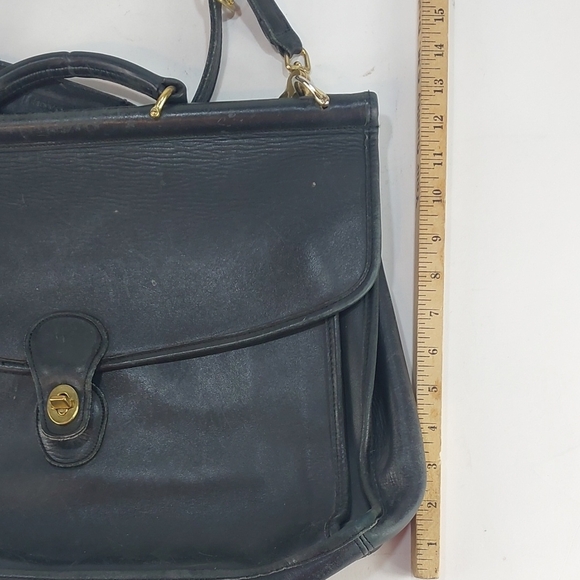 Coach Black Tote with Minimalist Design and Adjustable Strap - Picture 6 of 6